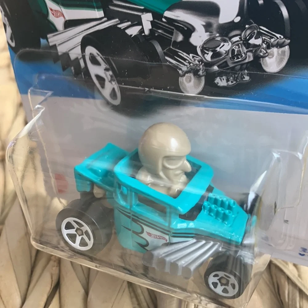 Skull Shaker Hot Wheels New 2025 HotWheels Tooned Bone Shaker Monster Truck